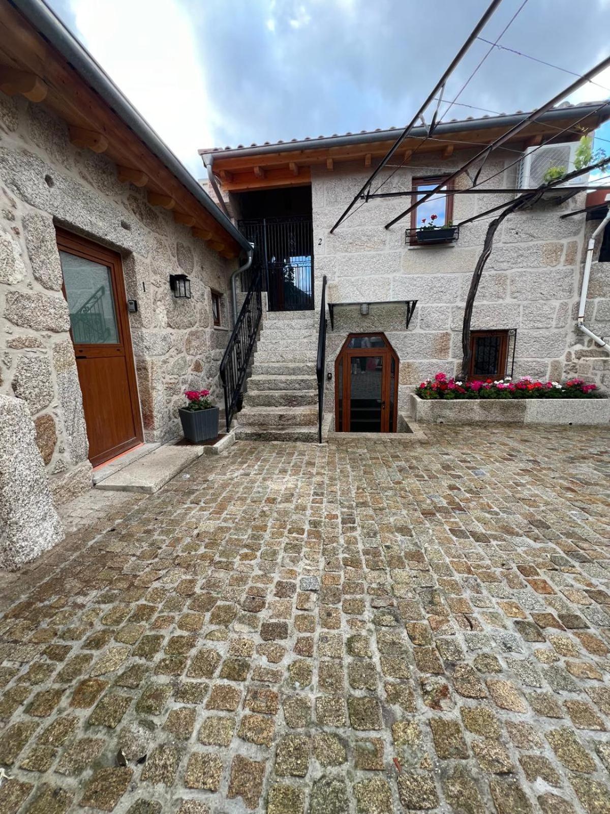 Eido De Bairros - Casa Vinha Da Touca T1 Villa Soajo Exterior photo